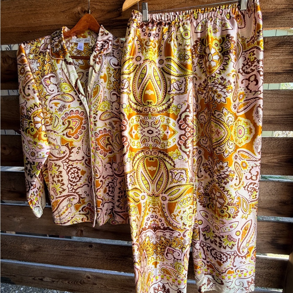 Oscar de la‎ Renta Paisley pajama set small